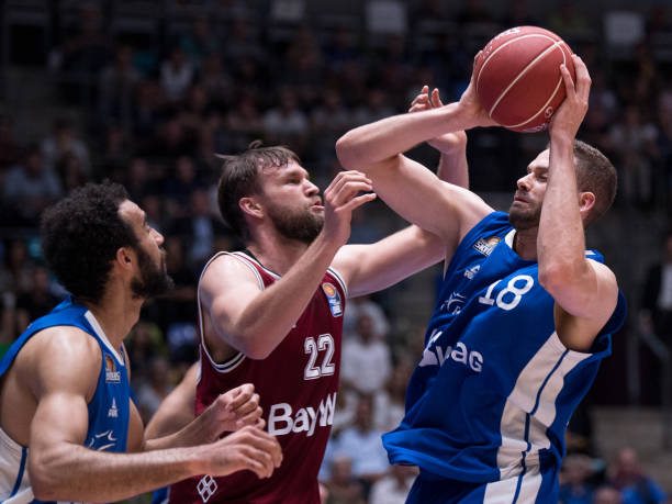 的参与下迅 的参与下迅