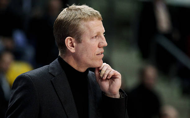 挺身而出 挺身而出