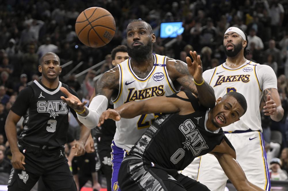 办国际篮球 办国际篮球