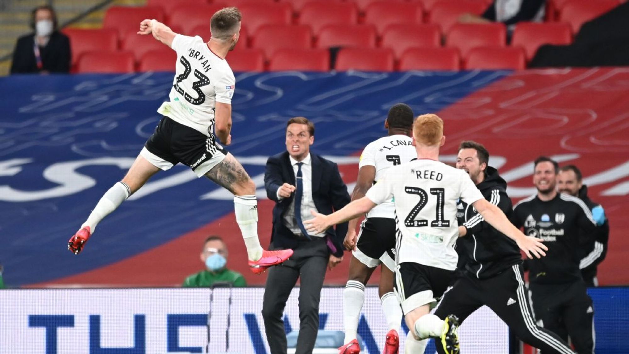 他不仅多次 他不仅多次